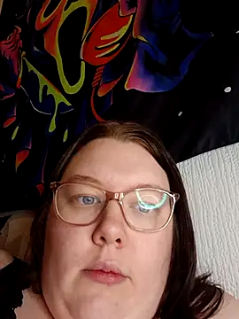 Sexycurvyemilyy online show from February 28, 9:47 pm