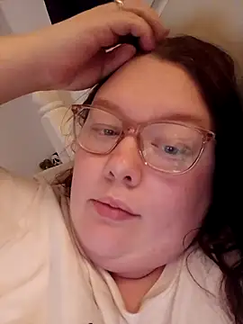 Sexycurvyemilyy online show from November 27, 1:17 am