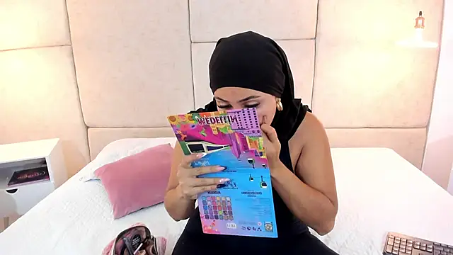 abby gibson online show from March 31, 7:27 pm