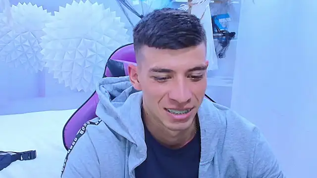 Snapshot of DEIBY_BABY chatting on October 29, 9:14 pm DEIBY BABY online show from October 29, 9:14 pm