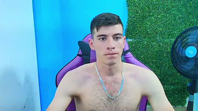 Snapshot of DEIBY_BABY chatting on February 16, 2:20 am DEIBY BABY online show from February 16, 2:20 am