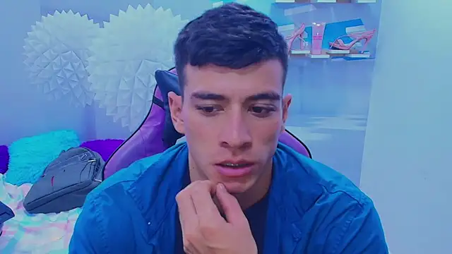 Snapshot of DEIBY_BABY chatting on November 20, 8:53 pm DEIBY BABY online show from November 20, 8:53 pm