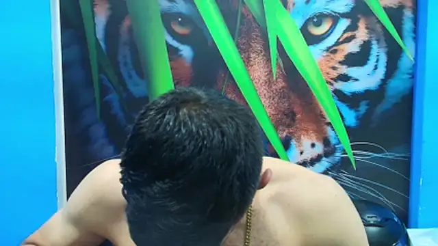 DEIBY BABY online show from March 31, 9:50 pm