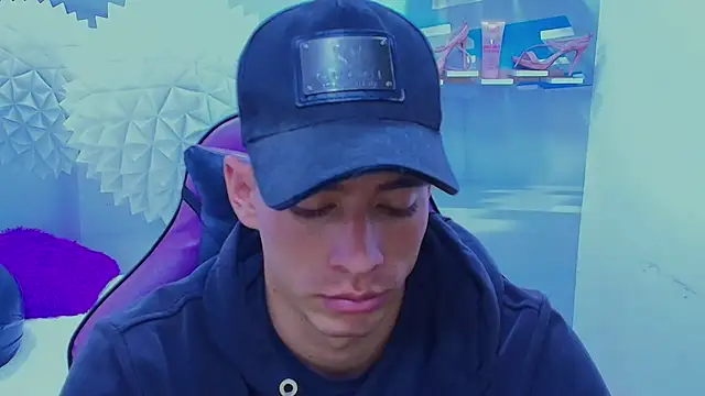 Snapshot of DEIBY_BABY chatting on November 18, 9:07 pm DEIBY BABY online show from November 18, 9:07 pm