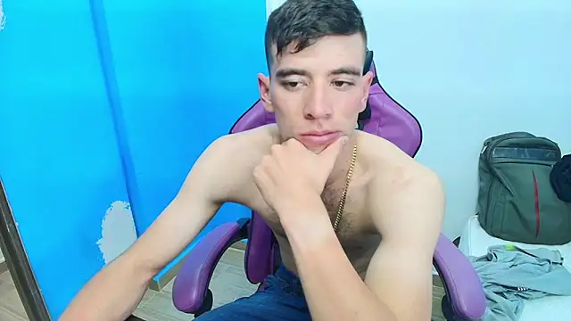 Snapshot of DEIBY_BABY chatting on March 5, 2:57 am DEIBY BABY online show from March 5, 2:57 am