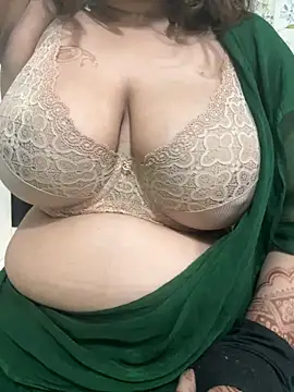 Sexybomb33 online show from February 8, 10:18 pm