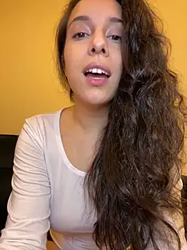 Natur4lBeautyb33 online show from December 17, 4:34 am