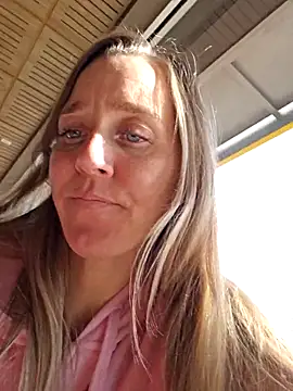 SkyelarSommer online show from February 3, 2:44 pm