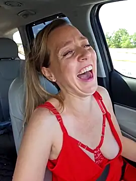 SkyelarSommer online show from March 8, 4:54 pm