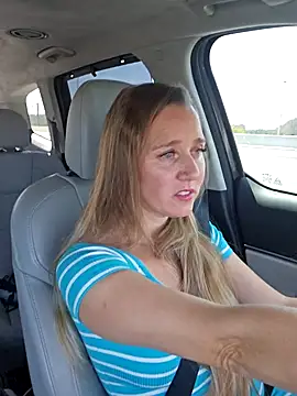 SkyelarSommer online show from February 25, 5:35 pm