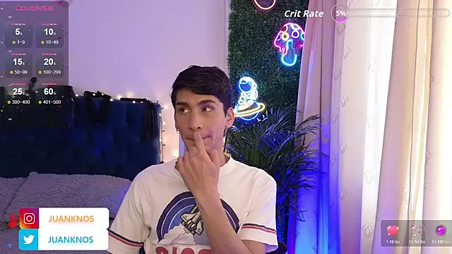 by pandora online show from April 11, 6:55 pm