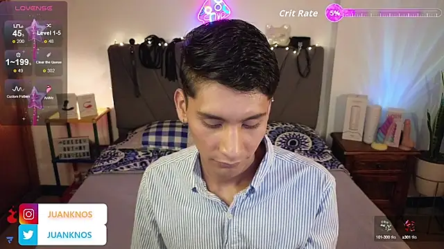 Snapshot of by_pandora chatting on October 1, 6:34 pm by pandora online show from October 1, 6:34 pm