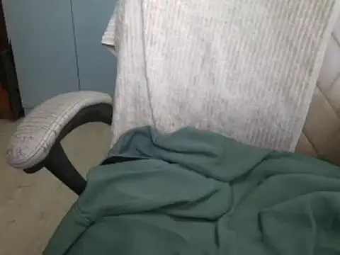 hunkcool149 online show from December 11, 5:10 am