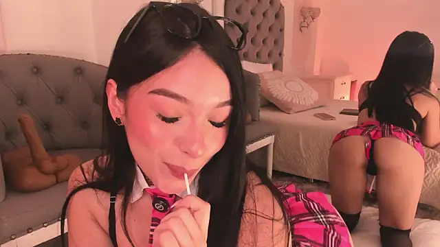 Victoria Watsson online show from November 9, 12:20 pm