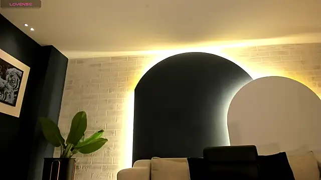 SunnyRivers online show from November 2, 11:15 am