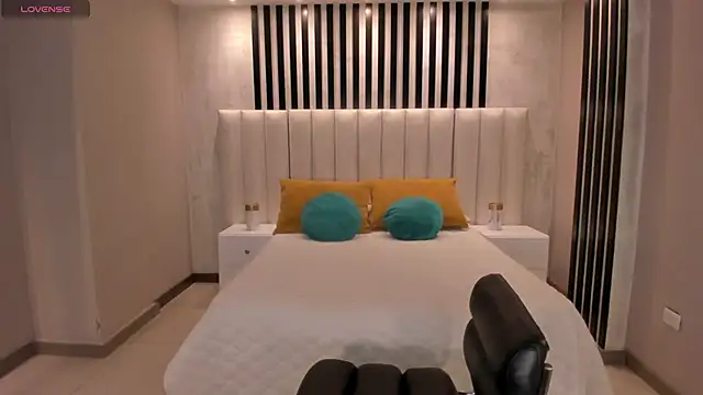 SunnyRivers online show from March 25, 5:45 pm