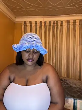 KnockoutBestie online show from March 24, 6:52 pm