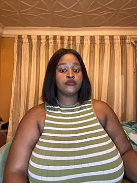 KnockoutBestie online show from February 17, 5:10 pm