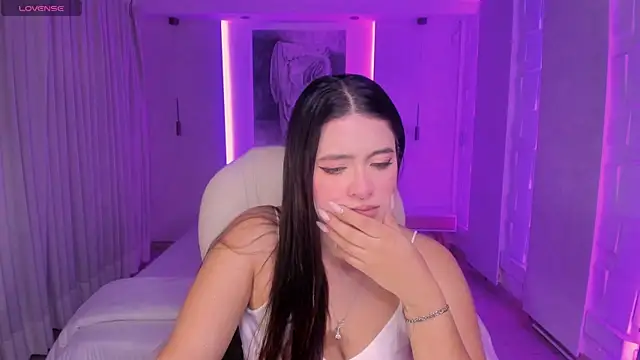 nathalie rivers online show from November 14, 11:14 am