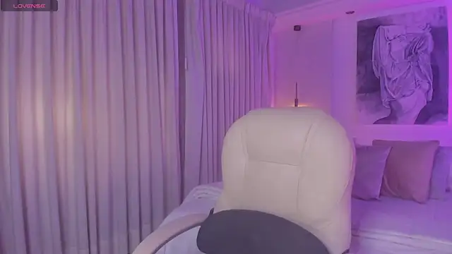 nathalie rivers online show from January 13, 11:58 am