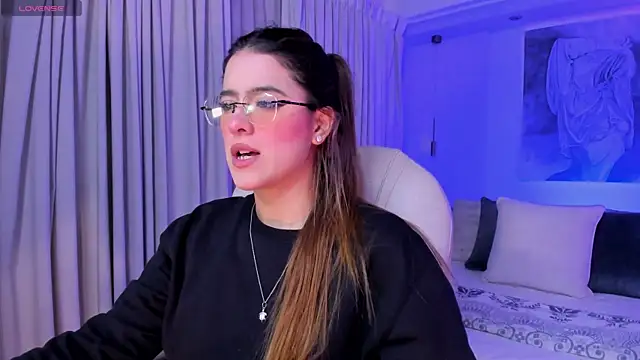 nathalie rivers online show from February 19, 11:29 am