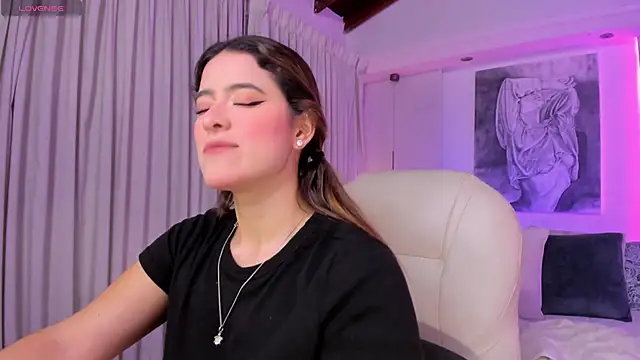 nathalie rivers online show from February 21, 11:23 am