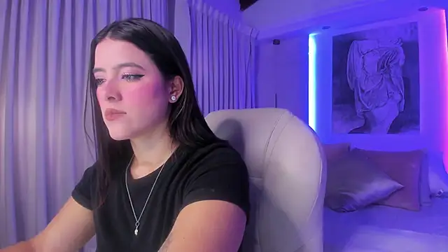 nathalie rivers online show from October 22, 11:20 am