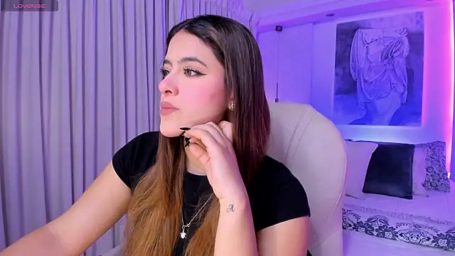 nathalie rivers online show from February 16, 11:31 am