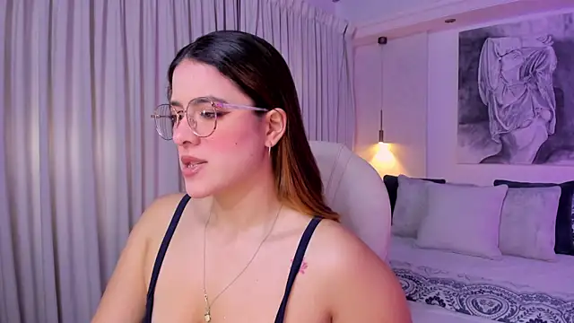 nathalie rivers online show from April 2, 11:17 am