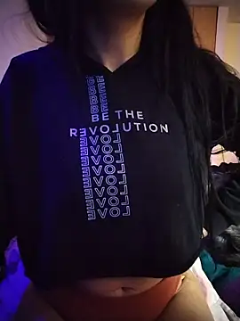 LissaThompsom online show from October 31, 9:00 pm