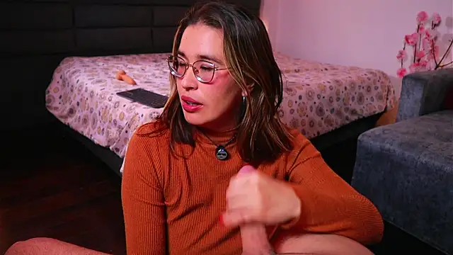 Snapshot of kathieandpovcock1 chatting on October 29, 2:54 am kathieandpovcock1 online show from October 29, 2:54 am