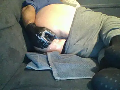 carlosxxx213 online show from May 13, 10:33 am