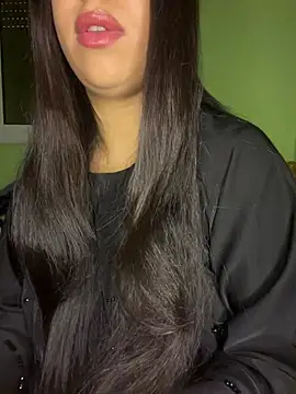 Mayacrayzi online show from February 1, 10:35 am