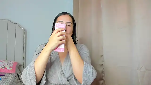 Hanna86 online show from November 20, 5:24 pm