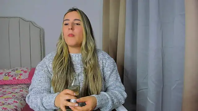 Hanna86 online show from April 14, 12:37 am