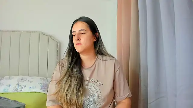 Hanna86 online show from March 29, 1:35 pm