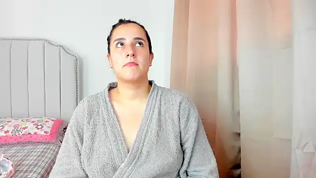 Hanna86 online show from November 21, 4:50 pm