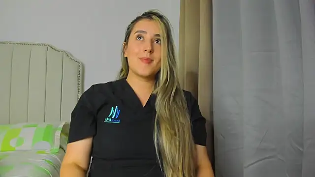 Hanna86 online show from April 22, 12:28 am