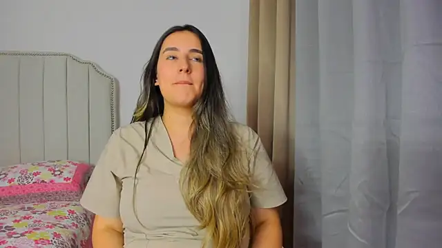 Hanna86 online show from April 10, 1:23 am