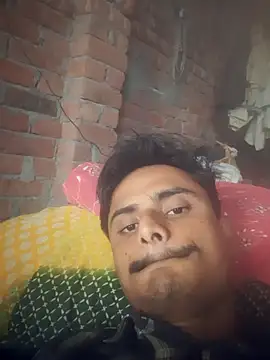 Vikashk2232232 online show from November 3, 2:50 am