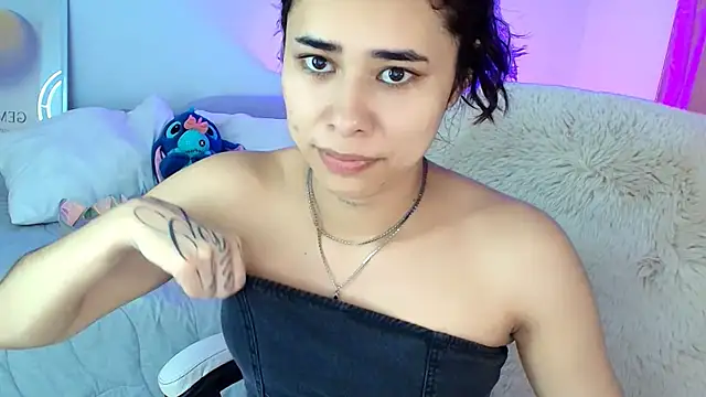 Snapshot of AmyOlimpo chatting on June 26, 2:28 am AmyOlimpo online show from June 26, 2:28 am