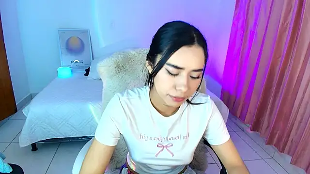 AmyOlimpo online show from March 10, 5:22 am