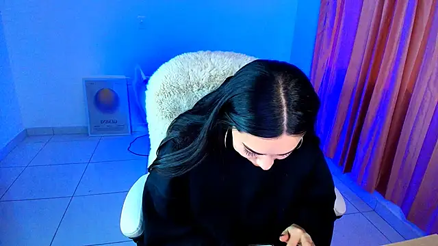 AmyOlimpo online show from February 6, 12:12 pm