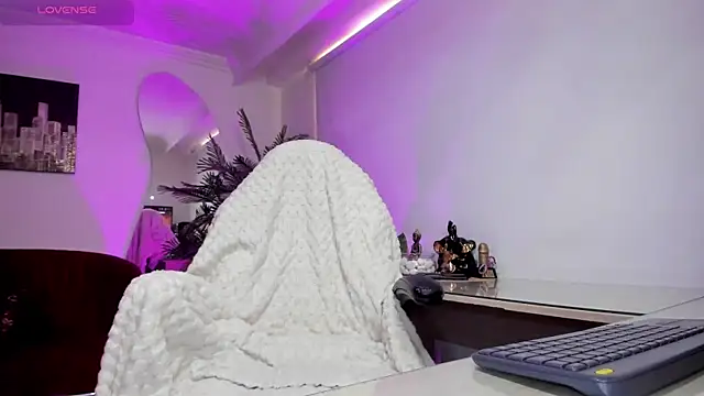 NebetColin online show from October 30, 7:11 pm