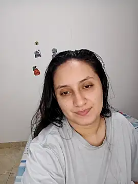 Snapshot of Angeelus2 chatting on February 8, 5:10 pm Angeelus2 online show from February 8, 5:10 pm