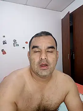 Snapshot of Angeelus2 chatting on December 21, 2:52 pm Angeelus2 online show from December 21, 2:52 pm