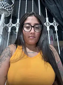 Snapshot of croftsmila chatting on October 16, 11:57 pm croftsmila online show from October 16, 11:57 pm