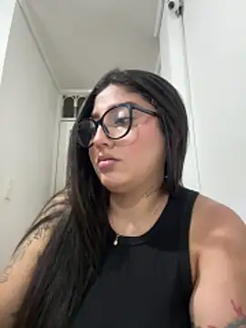 Snapshot of croftsmila chatting on October 14, 11:36 pm croftsmila online show from October 14, 11:36 pm