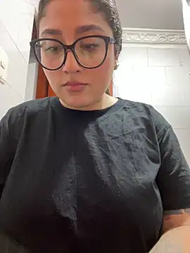 Snapshot of croftsmila chatting on January 5, 11:08 pm croftsmila online show from January 5, 11:08 pm