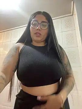 Snapshot of croftsmila chatting on May 12, 11:44 pm croftsmila online show from May 12, 11:44 pm